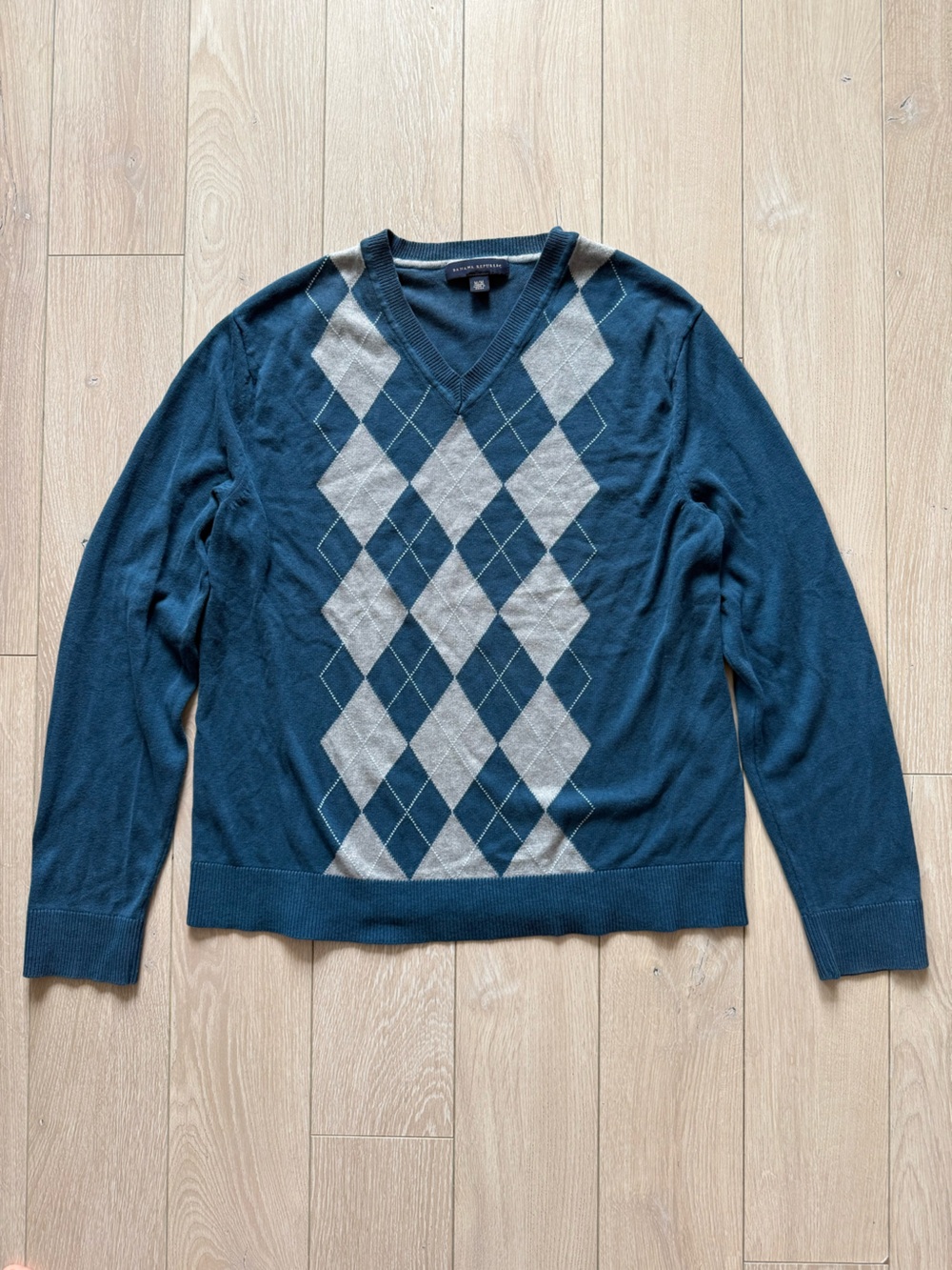 Banana Republic Silk Cashmere Blend Men’s Argyle Light Sweater Blue Gray Size M